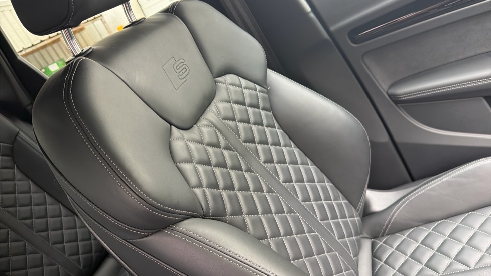 Audi Q5 40 TDI Quattro Edition 1 5dr S Tronic Diesel Estate - Image 31