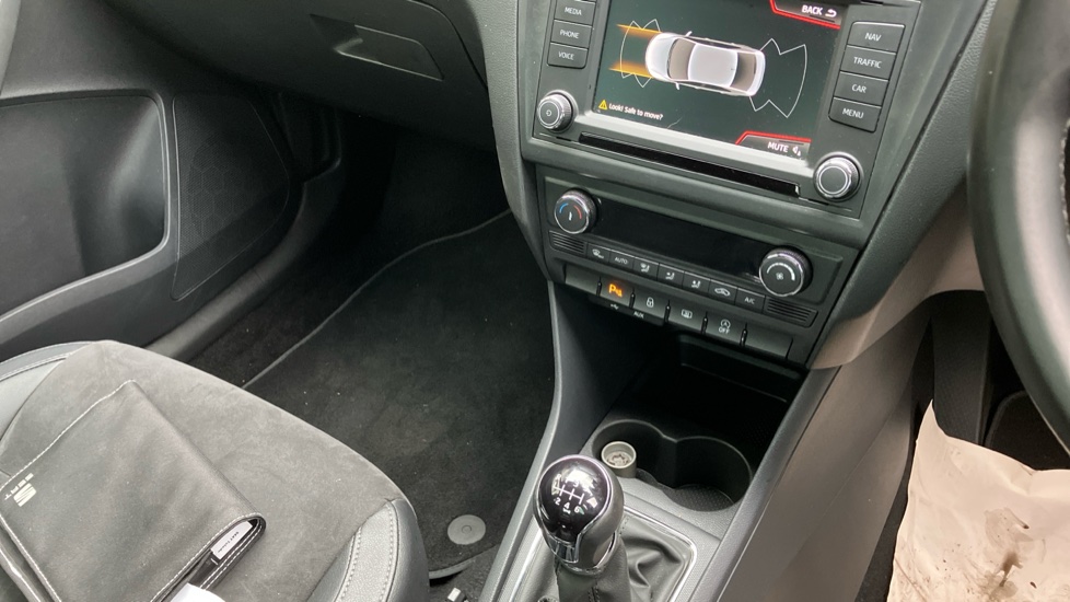 SEAT Toledo 1.0 TSI 110 Xcellence [EZ] 5dr Petrol Hatchback - Image 14