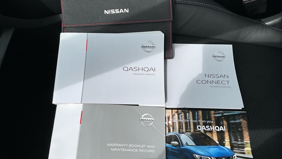 Nissan Qashqai 1.5 dCi 115 Tekna 5dr DCT Diesel Hatchback - Image 19