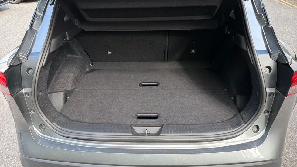 Nissan Qashqai 1.3 DiG-T MH N-Connecta 5dr Petrol Hatchback - Image 4