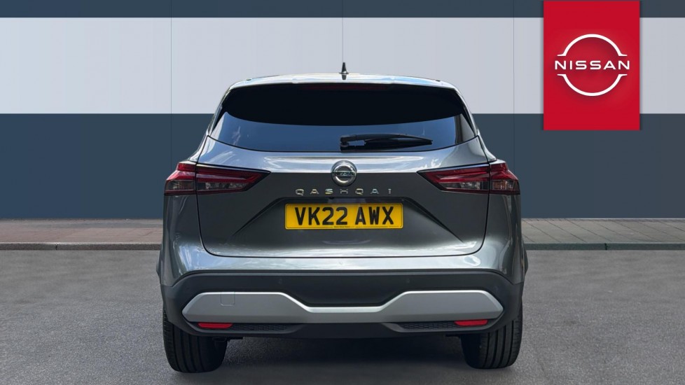 Nissan Qashqai 1.3 DiG-T MH N-Connecta 5dr Petrol Hatchback - Image 6