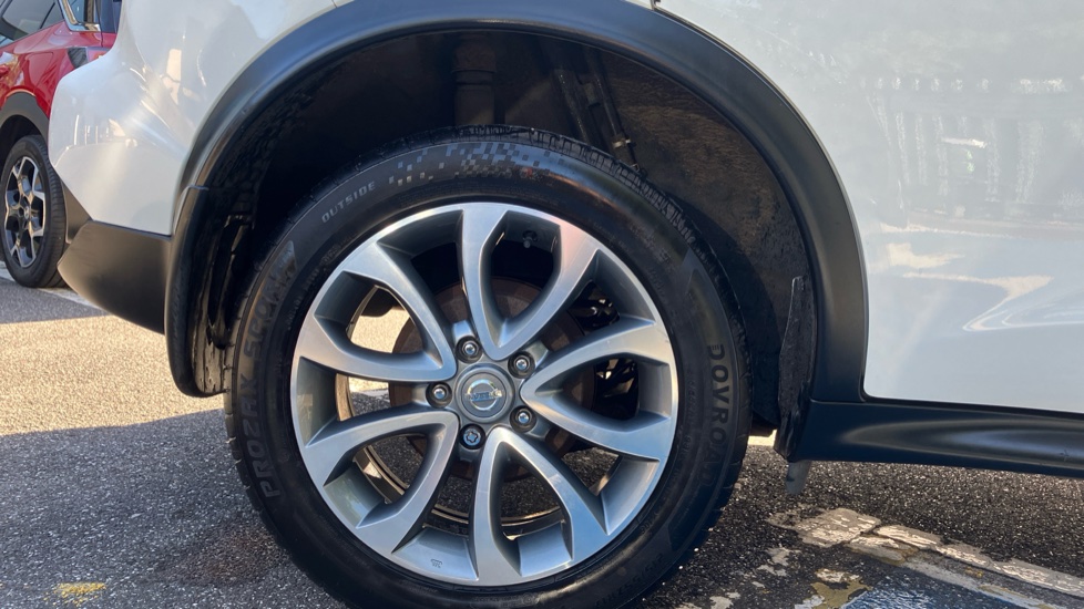 Nissan Juke 1.5 dCi Tekna 5dr Diesel Hatchback - Image 7