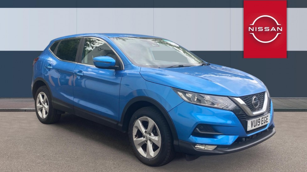 Nissan Qashqai 1.3 DiG-T Acenta Premium 5dr Petrol Hatchback - Image 1