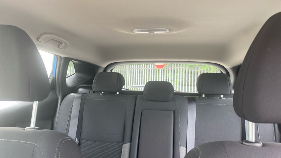 Nissan Qashqai 1.3 DiG-T Acenta Premium 5dr Petrol Hatchback - Image 15