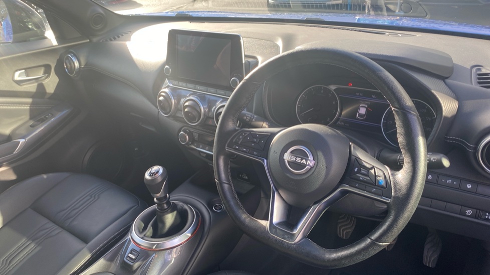 Nissan Juke 1.0 DiG-T 114 Tekna 5dr Petrol Hatchback - Image 11