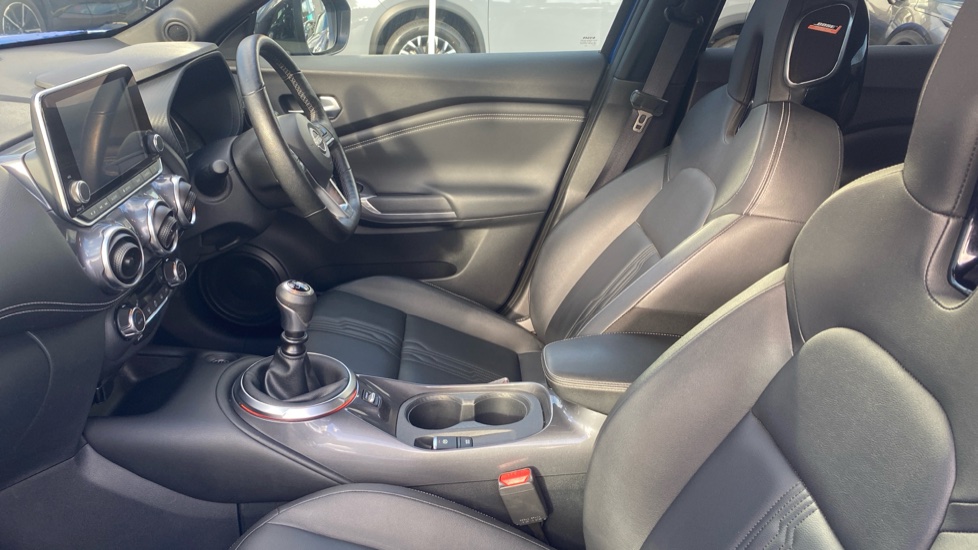 Nissan Juke 1.0 DiG-T 114 Tekna 5dr Petrol Hatchback - Image 43