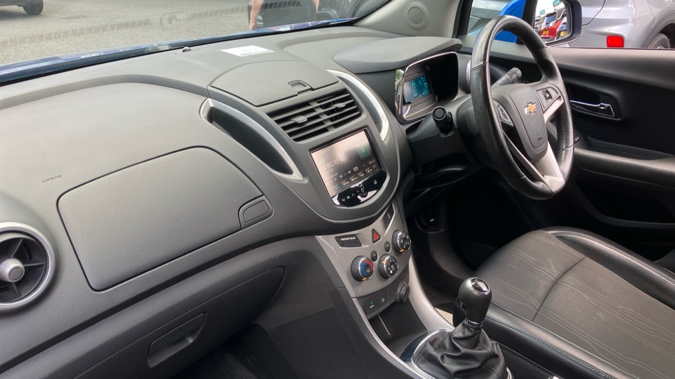 Chevrolet Trax 1.6 LT 5dr Petrol Hatchback - Image 9