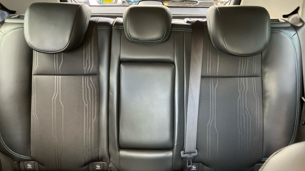Chevrolet Trax 1.6 LT 5dr Petrol Hatchback - Image 15