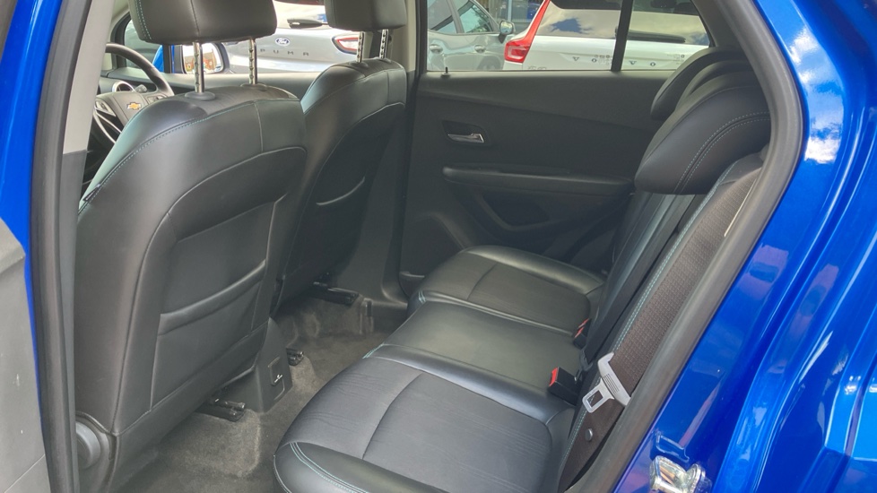 Chevrolet Trax 1.6 LT 5dr Petrol Hatchback - Image 16