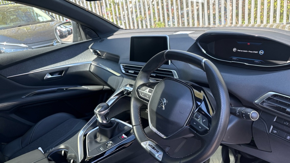 Peugeot 3008 1.5 BlueHDi GT Line Premium 5dr Diesel Estate - Image 11