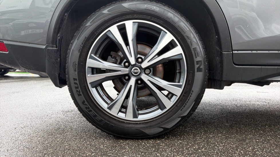 Nissan X-Trail 1.6 dCi N-Connecta 5dr Diesel Station Wagon - Image 7