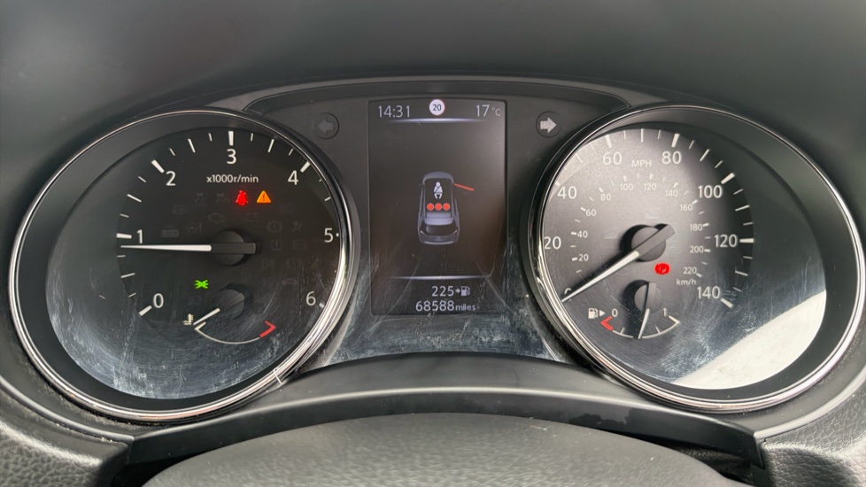 Nissan X-Trail 1.6 dCi N-Connecta 5dr Diesel Station Wagon - Image 18