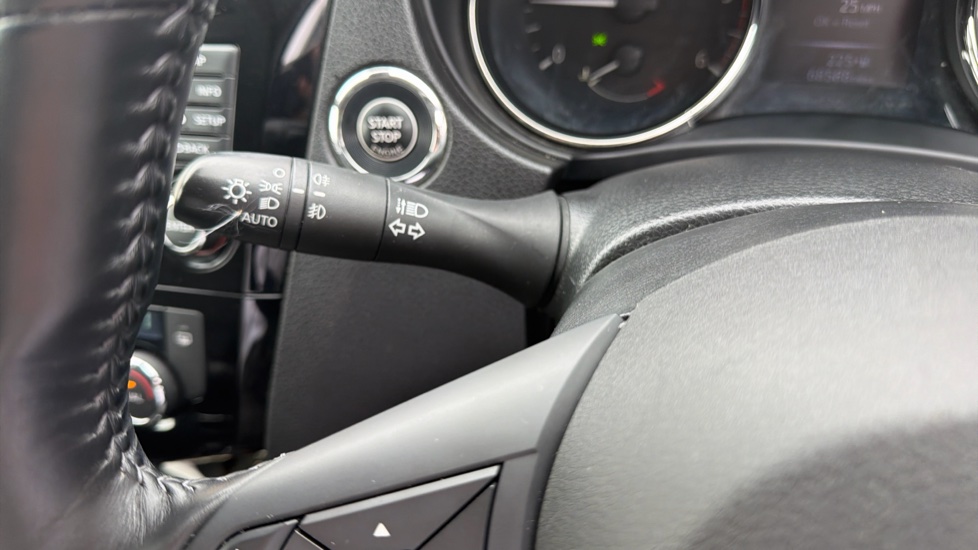 Nissan X-Trail 1.6 dCi N-Connecta 5dr Diesel Station Wagon - Image 25