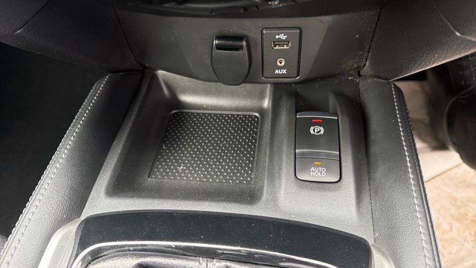 Nissan X-Trail 1.6 dCi N-Connecta 5dr Diesel Station Wagon - Image 29
