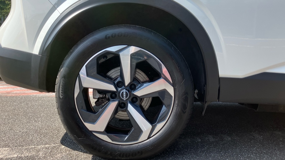 Nissan Qashqai 1.5 E-Power N-Connecta 5dr Auto Hybrid Hatchback - Image 7