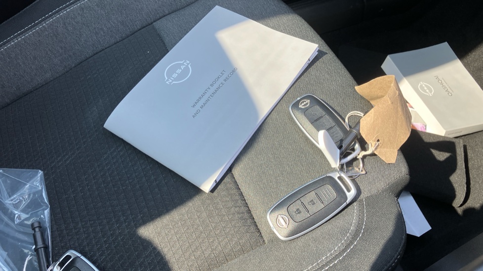 Nissan Qashqai 1.5 E-Power N-Connecta 5dr Auto Hybrid Hatchback - Image 19