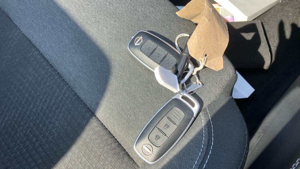 Nissan Qashqai 1.5 E-Power N-Connecta 5dr Auto Hybrid Hatchback - Image 20