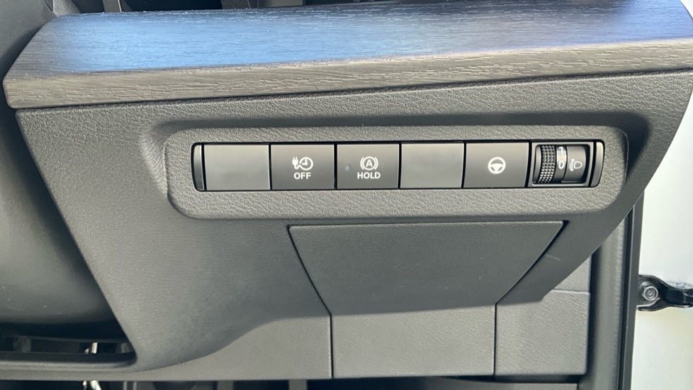 Nissan ARIYA 160kW Shiro 63kWh 5dr Auto Electric Hatchback - Image 30