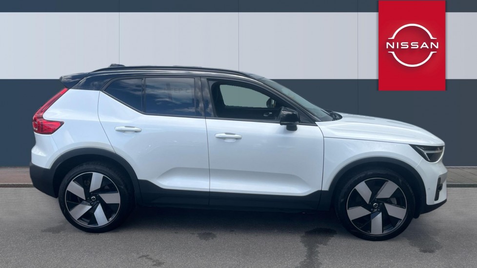 Volvo XC40 170kW Recharge Ultimate 69kWh 5dr Auto Electric Estate - Image 5