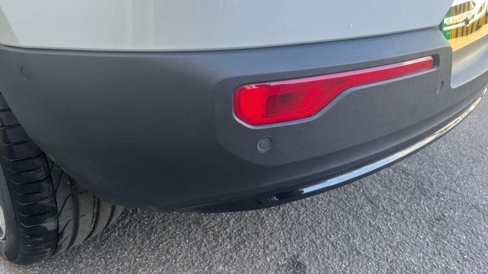 Volvo XC40 170kW Recharge Ultimate 69kWh 5dr Auto Electric Estate - Image 22