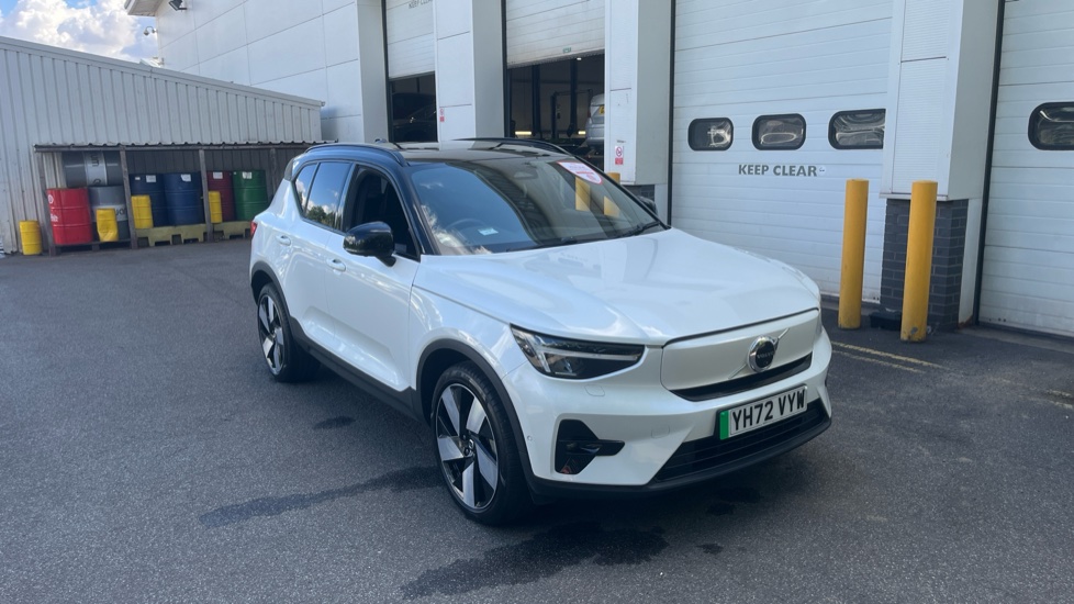 Volvo XC40 170kW Recharge Ultimate 69kWh 5dr Auto Electric Estate - Image 32