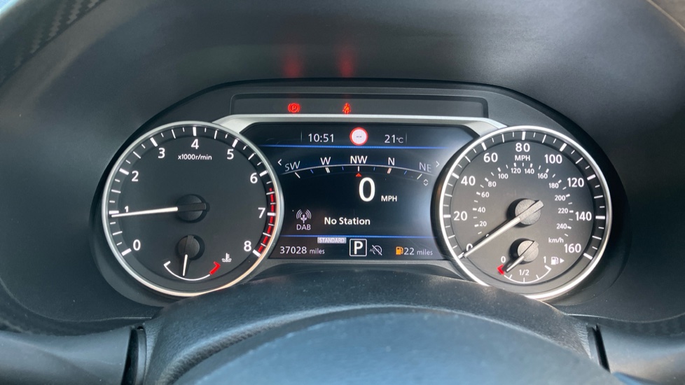 Nissan Juke 1.0 DiG-T N-Connecta 5dr DCT Petrol Hatchback - Image 18