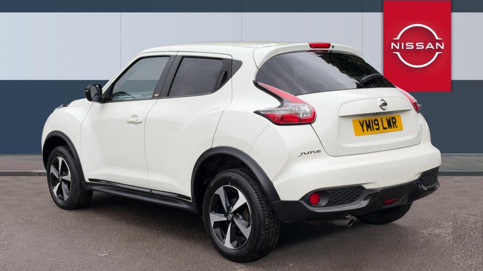 Nissan Juke 1.6 [112] Bose Personal Edition 5dr Petrol Hatchback - Image 2