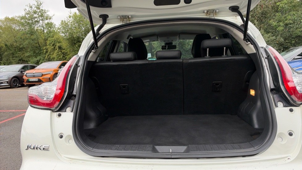 Nissan Juke 1.6 [112] Bose Personal Edition 5dr Petrol Hatchback - Image 4