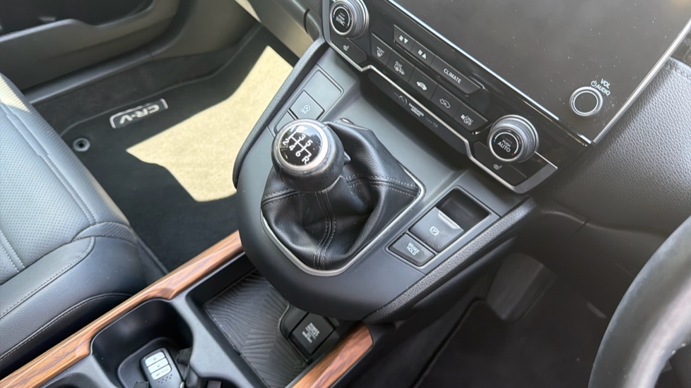 Honda CR-V 1.5 VTEC Turbo EX 5dr Petrol Estate - Image 13