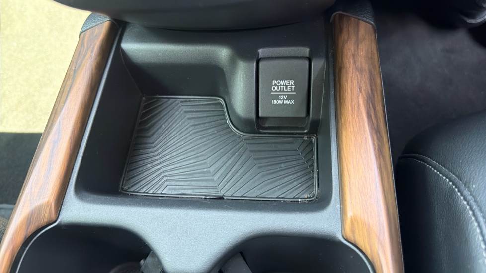 Honda CR-V 1.5 VTEC Turbo EX 5dr Petrol Estate - Image 32
