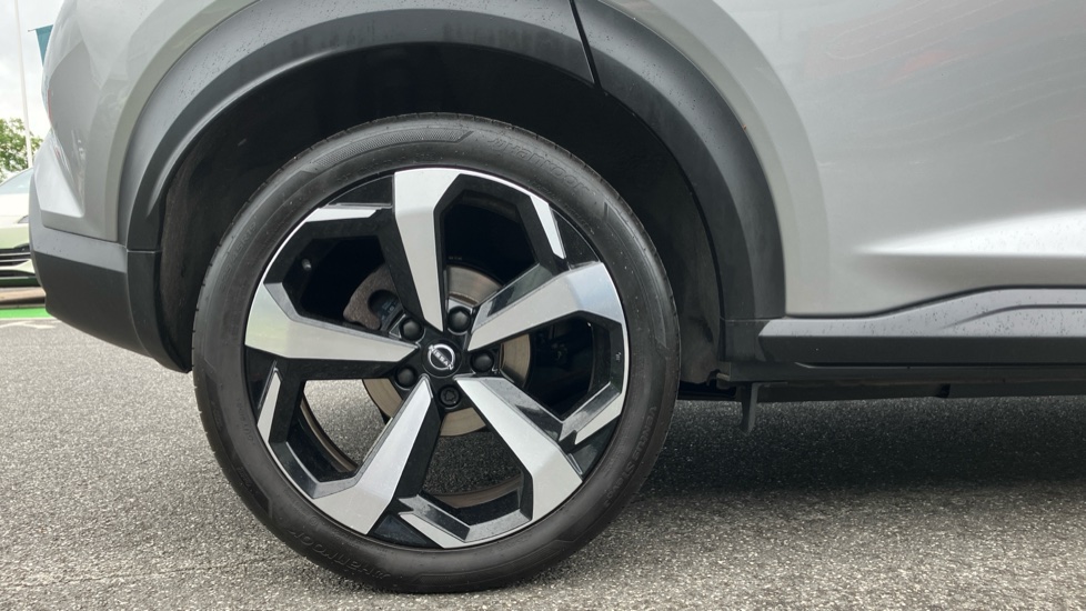 Nissan Juke 1.0 DiG-T 114 Tekna 5dr Petrol Hatchback - Image 7