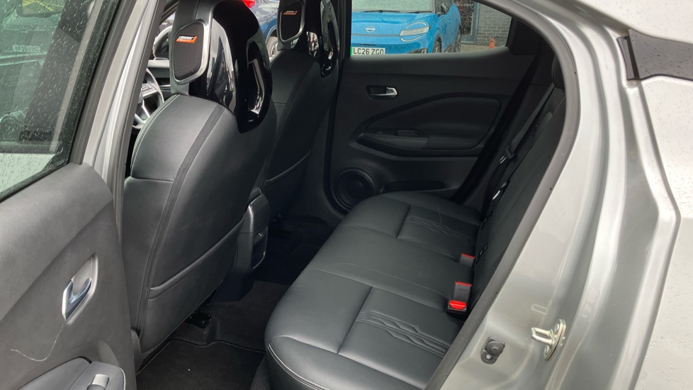 Nissan Juke 1.0 DiG-T 114 Tekna 5dr Petrol Hatchback - Image 16