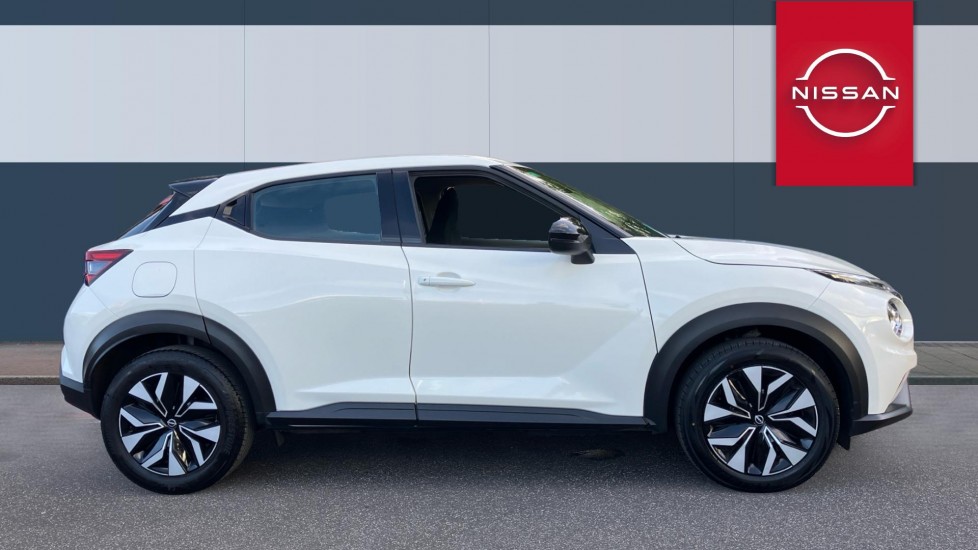 Nissan Juke 1.0 DiG-T 114 Acenta 5dr Petrol Hatchback - Image 5