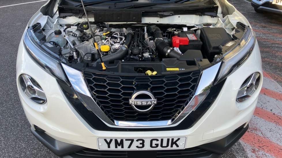 Nissan Juke 1.0 DiG-T 114 Acenta 5dr Petrol Hatchback - Image 8