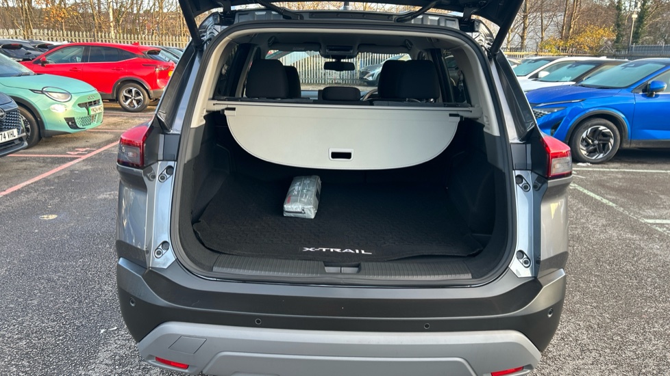 Nissan X-Trail 1.5 MHEV 163 N-Connecta 5dr Xtronic Petrol Station Wagon - Image 3