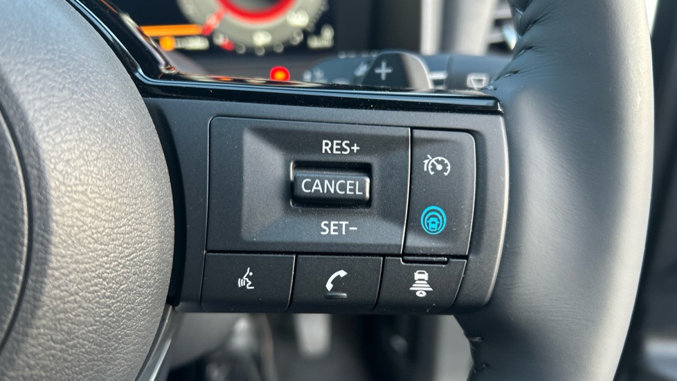 Nissan X-Trail 1.5 MHEV 163 N-Connecta 5dr Xtronic Petrol Station Wagon - Image 21