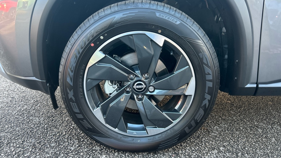 Nissan X-Trail 1.5 MHEV 163 N-Connecta 5dr Xtronic Petrol Station Wagon - Image 28