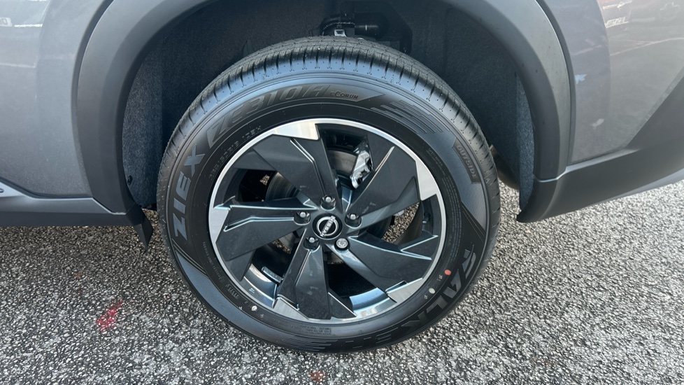 Nissan X-Trail 1.5 MHEV 163 N-Connecta 5dr Xtronic Petrol Station Wagon - Image 29