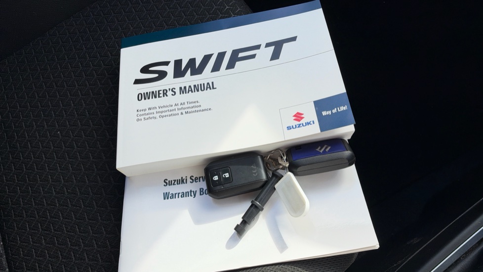 Suzuki Swift 1.2 Dualjet 83 12V Hybrid SZ5 5dr Petrol Hatchback - Image 19