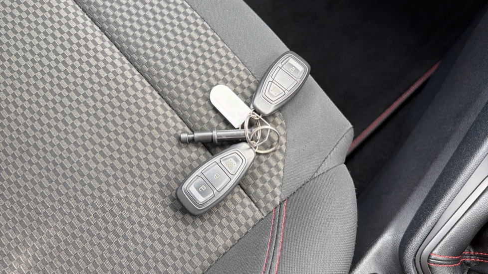Ford Fiesta 1.0 EcoBoost Hybrid mHEV 155 ST-Line Edition 5dr Petrol Hatchback - Image 20
