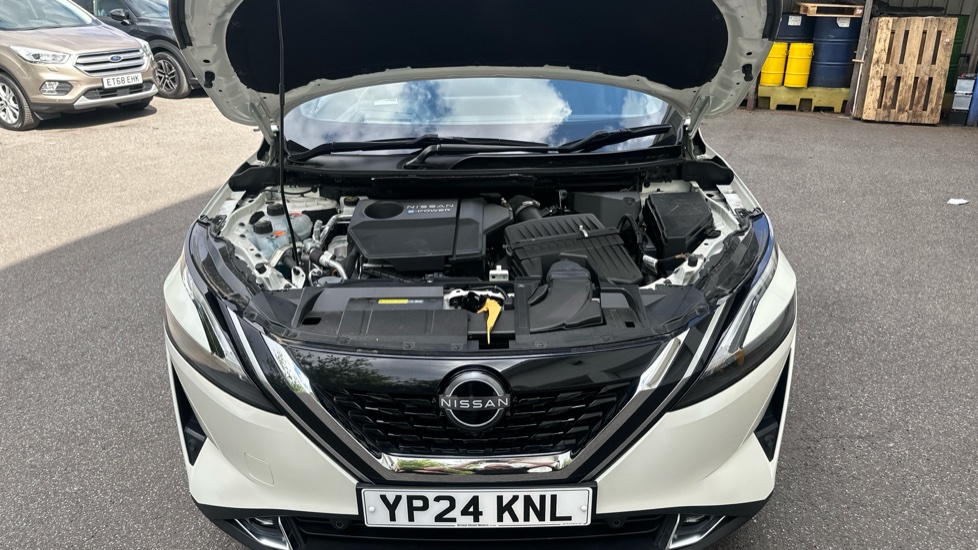 Nissan Qashqai 1.5 E-Power Tekna+ 5dr Auto Hybrid Hatchback - Image 8
