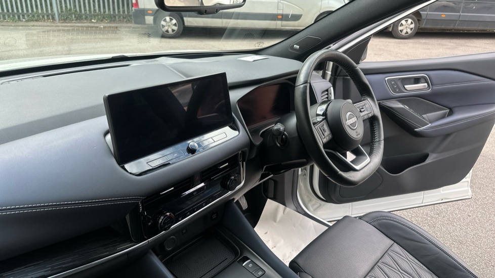 Nissan Qashqai 1.5 E-Power Tekna+ 5dr Auto Hybrid Hatchback - Image 9