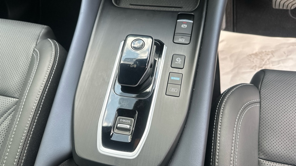 Nissan Qashqai 1.5 E-Power Tekna+ 5dr Auto Hybrid Hatchback - Image 13
