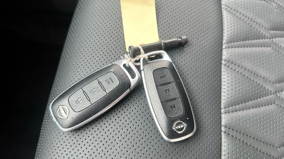 Nissan Qashqai 1.5 E-Power Tekna+ 5dr Auto Hybrid Hatchback - Image 20