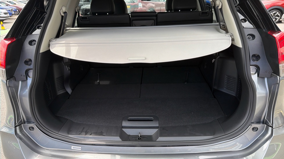 Nissan X-Trail 1.3 DiG-T 158 Tekna 5dr [7 Seat] DCT Petrol Station Wagon - Image 4