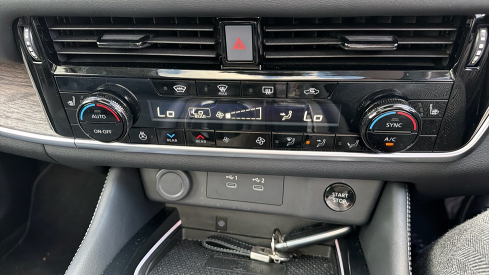 Nissan X-Trail 1.5 E-Power E-4orce 213 Tekna 5dr [7 Seat] Auto Hybrid Station Wagon - Image 29