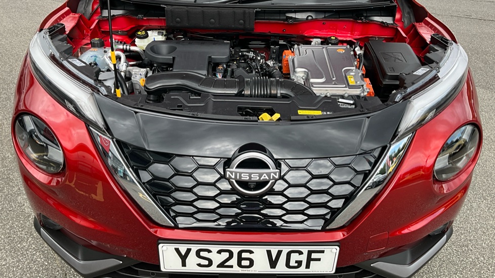 Nissan Juke 1.6 Hybrid Tekna+ 5dr Auto Hybrid Hatchback - Image 8