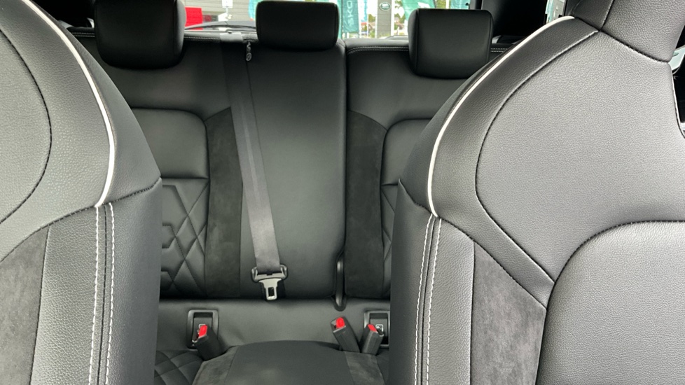 Nissan Juke 1.6 Hybrid Tekna+ 5dr Auto Hybrid Hatchback - Image 15
