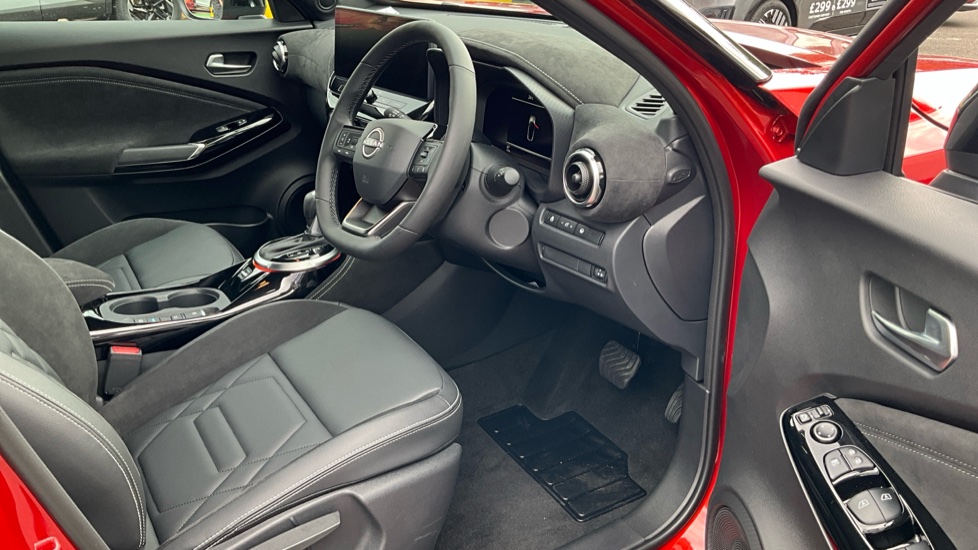 Nissan Juke 1.6 Hybrid Tekna+ 5dr Auto Hybrid Hatchback - Image 27