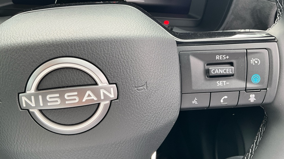 Nissan Juke 1.6 Hybrid Tekna+ 5dr Auto Hybrid Hatchback - Image 31